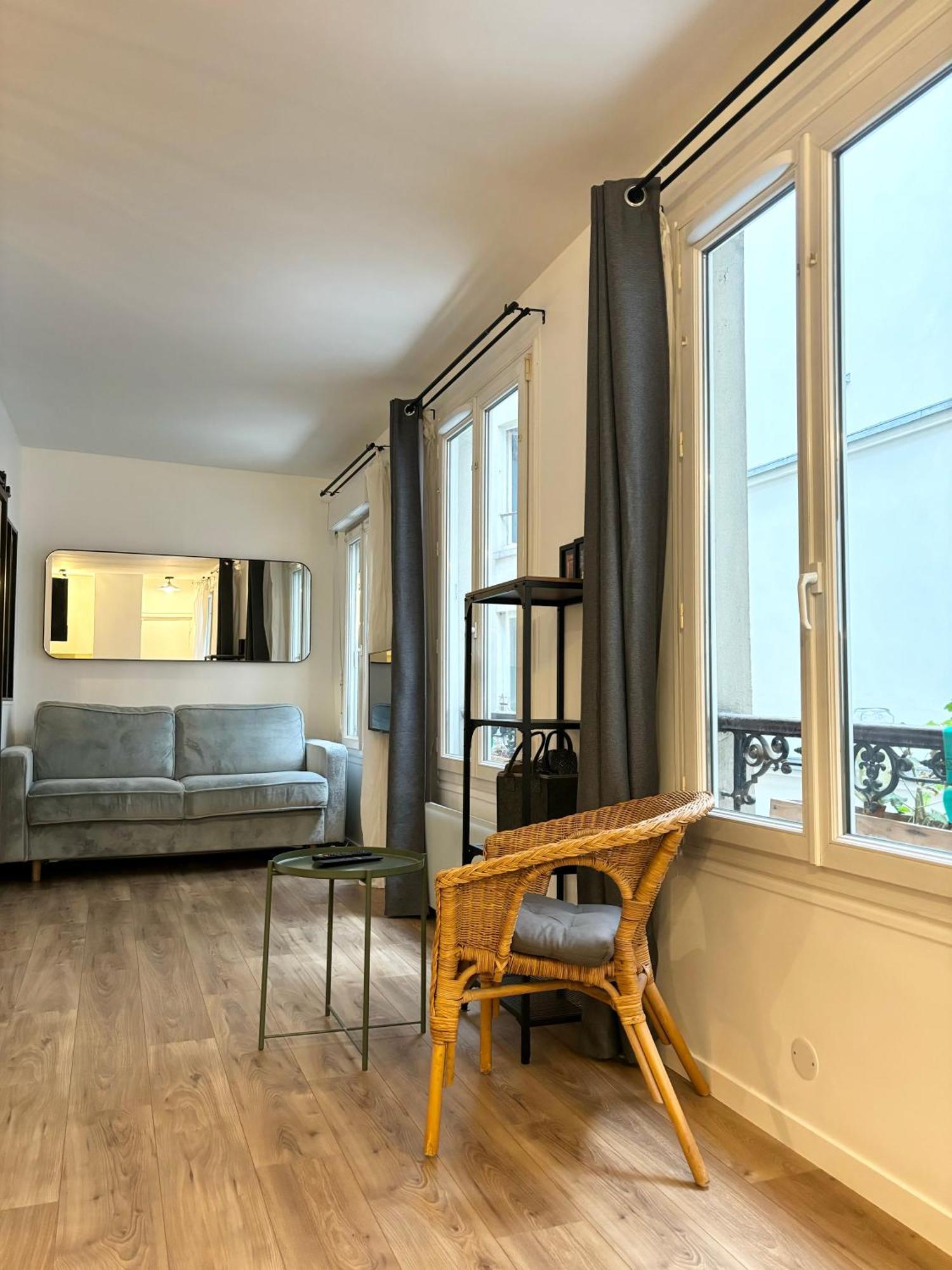 Petit Coin De Paradis Proche Gare De L'Est Paris Luaran gambar